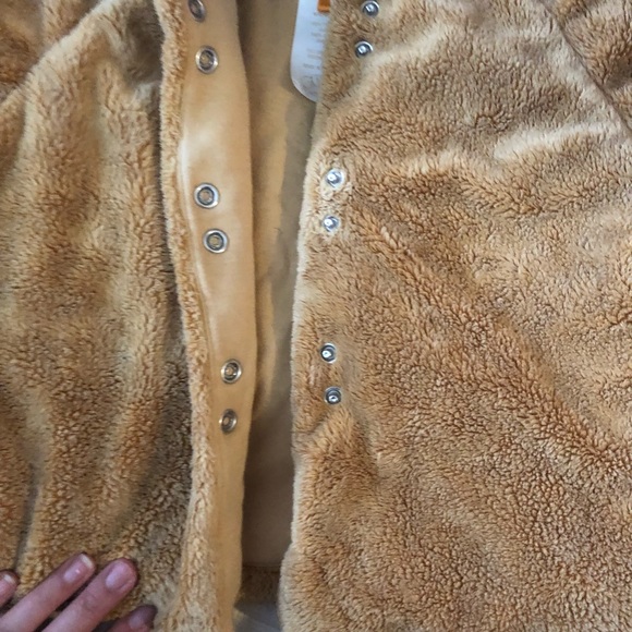 Teddy bear jacket - Picture 3 of 5